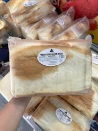 FUJI TRADITIONAL HAILAM BREAD 350G